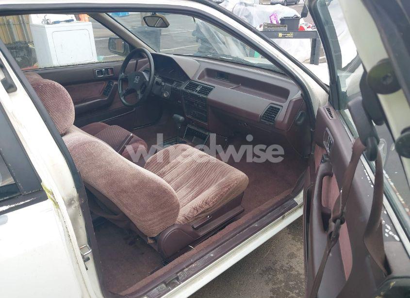 Photo 5 of 1989 Honda Accord LXI (VIN 1HGCA6280KA014365)