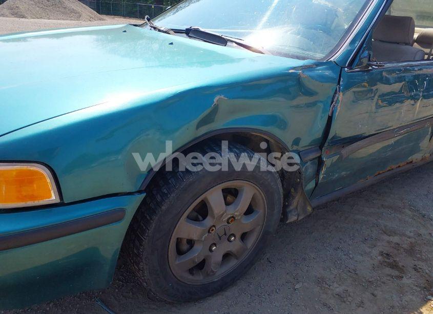 Photo 6 of 1993 Honda Accord LX (VIN 1HGCB7159PA002295)