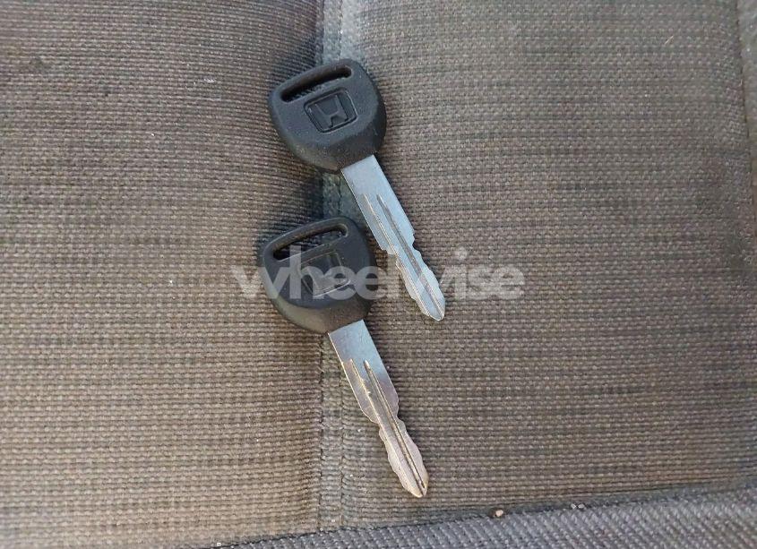 Photo 11 of 1992 Honda Accord LX (VIN 1HGCB7252NA025400)