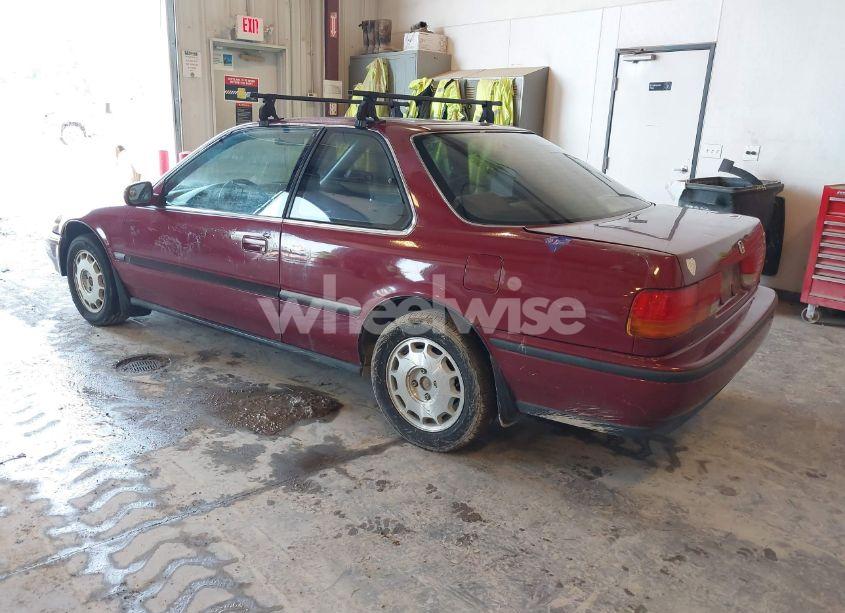 Photo 3 of 1992 Honda Accord LX (VIN 1HGCB7252NA025400)
