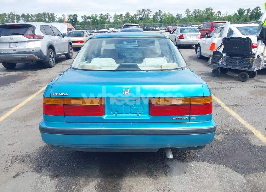 Photo 16 of 1991 Honda Accord EX/EX-R (VIN 1HGCB7267MA005571)