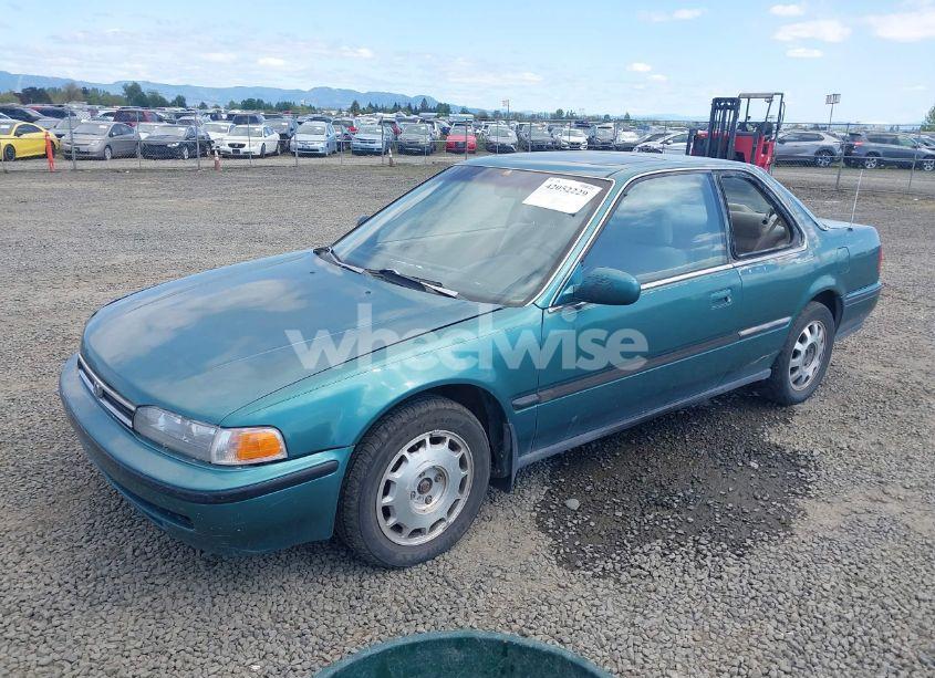 Photo 2 of 1992 Honda Accord EX (VIN 1HGCB7272NA037628)