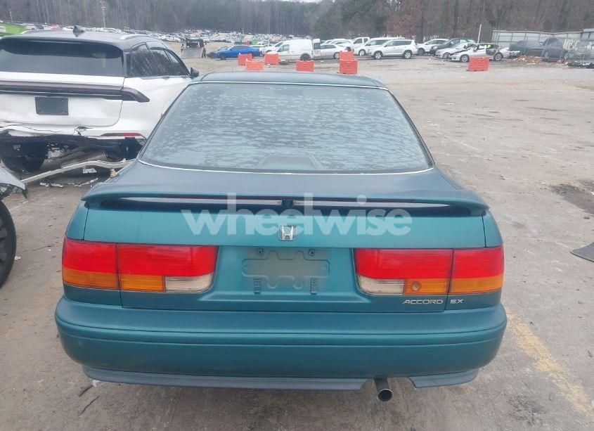 Photo 16 of 1992 Honda Accord EX (VIN 1HGCB7275NA030849)