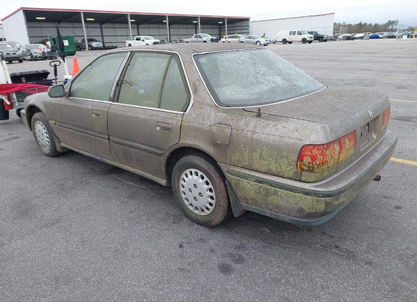 Photo 3 of 1992 Honda Accord LX (VIN 1HGCB7557NA222011)