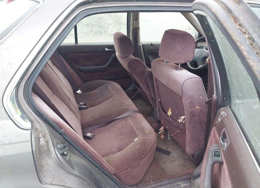 Photo 8 of 1992 Honda Accord LX (VIN 1HGCB7557NA222011)