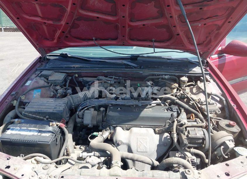 Photo 10 of 1993 Honda Accord LX (VIN 1HGCB7559PA040510)