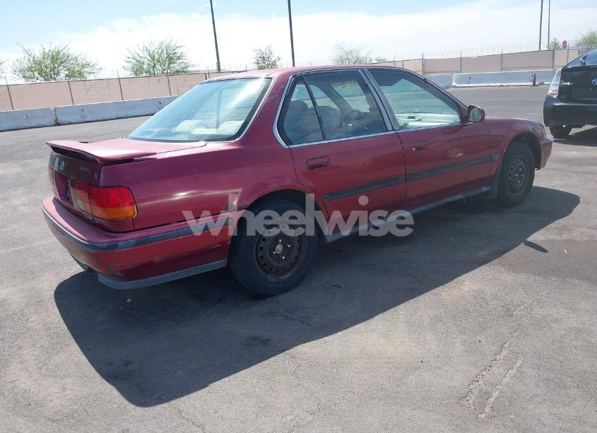 Photo 4 of 1993 Honda Accord LX (VIN 1HGCB7559PA040510)