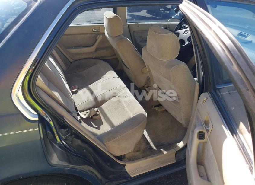 Photo 8 of 1991 Honda Accord EX/EX-R (VIN 1HGCB7563MA101659)