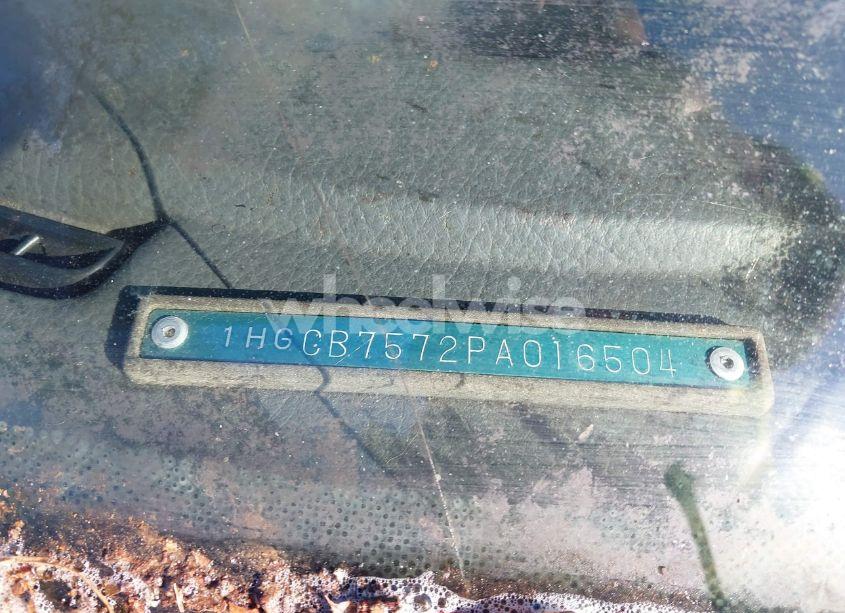 Photo 9 of 1993 Honda Accord EX (VIN 1HGCB7572PA016504)