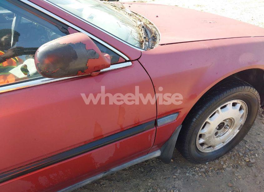 Photo 16 of 1992 Honda Accord EX (VIN 1HGCB7576NA232112)