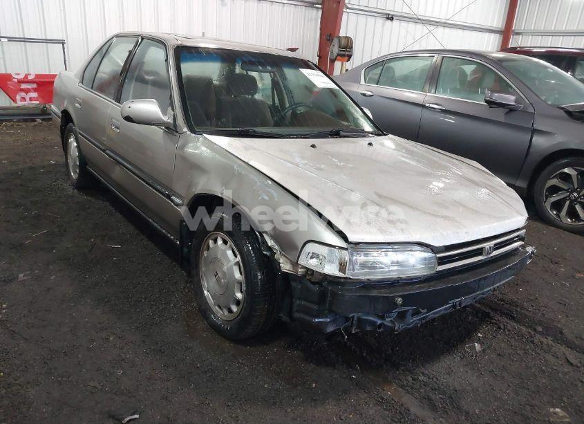1992 Honda Accord EX (VIN 1HGCB7578NA125739) main photo