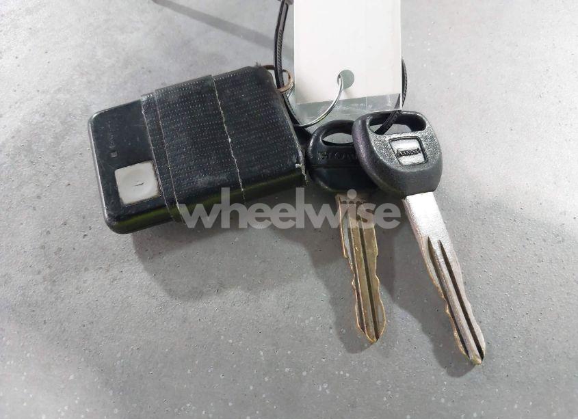 Photo 11 of 1992 Honda Accord EX (VIN 1HGCB7578NA125739)