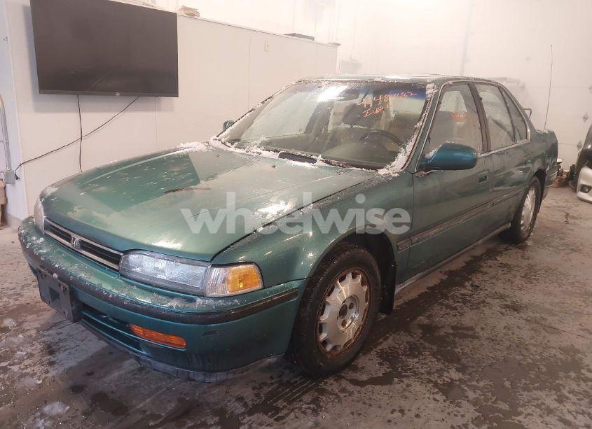Photo 2 of 1993 Honda Accord EX (VIN 1HGCB7579PA137918)