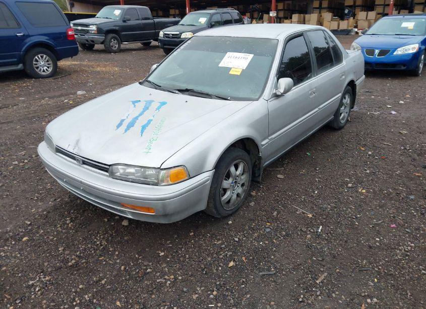 Photo 2 of 1993 Honda Accord LX (VIN 1HGCB7651PA000291)