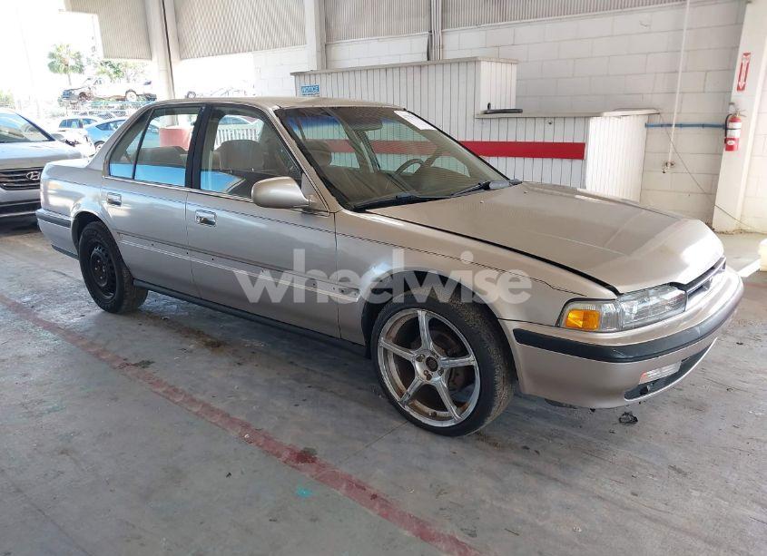 1990 Honda Accord LX/EX (VIN 1HGCB7652LA187714) main photo