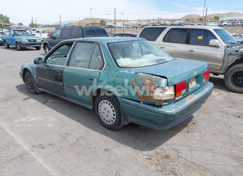 Photo 3 of 1992 Honda Accord LX (VIN 1HGCB7656NA183118)