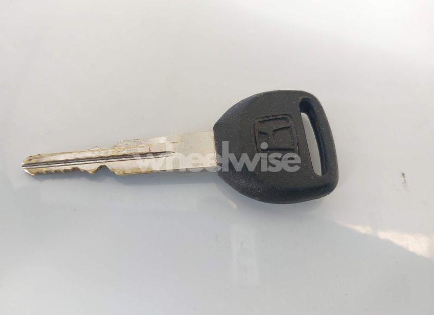 Photo 11 of 1992 Honda Accord LX (VIN 1HGCB7657NL015718)