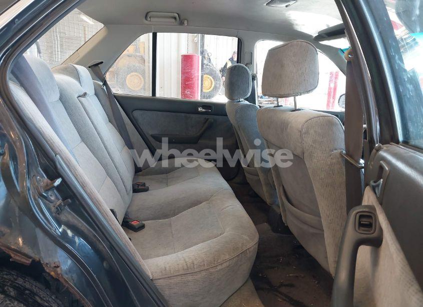 Photo 8 of 1992 Honda Accord LX (VIN 1HGCB7657NL015718)