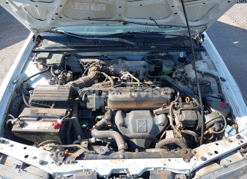 Photo 10 of 1993 Honda Accord LX (VIN 1HGCB765XPA035041)