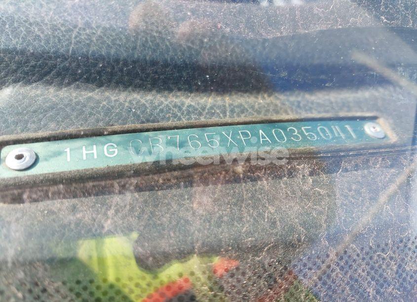 Photo 9 of 1993 Honda Accord LX (VIN 1HGCB765XPA035041)