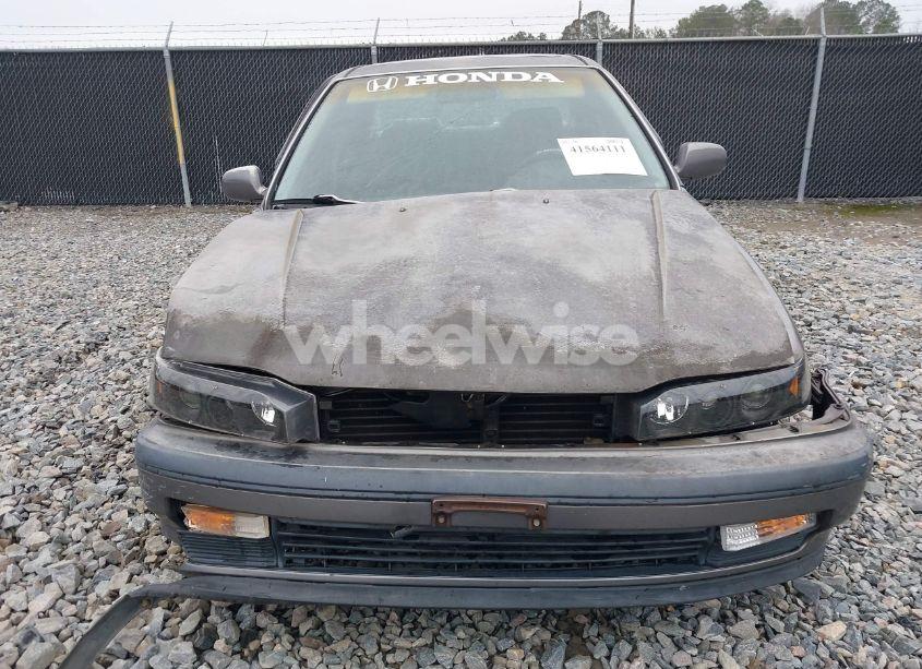 Photo 12 of 1990 Honda Accord EX/EX-R (VIN 1HGCB7662LA106171)