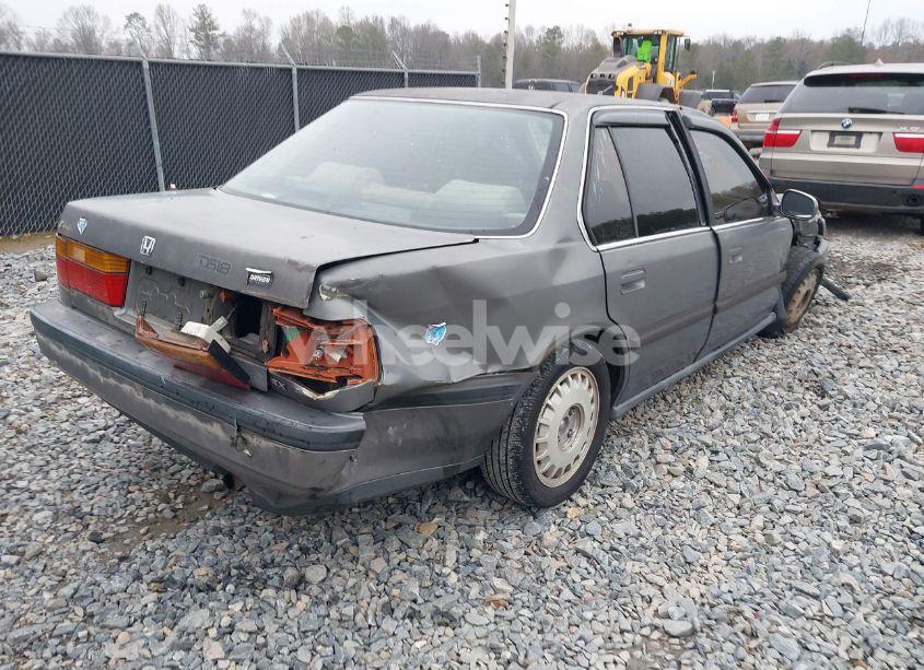 Photo 4 of 1990 Honda Accord EX/EX-R (VIN 1HGCB7662LA106171)