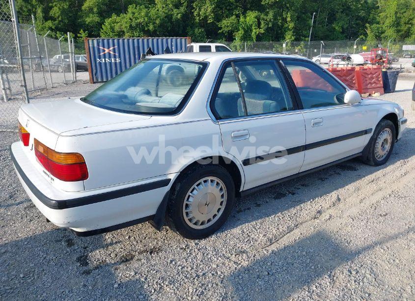 Photo 4 of 1991 Honda Accord EX/EX-R (VIN 1HGCB7664MA209173)