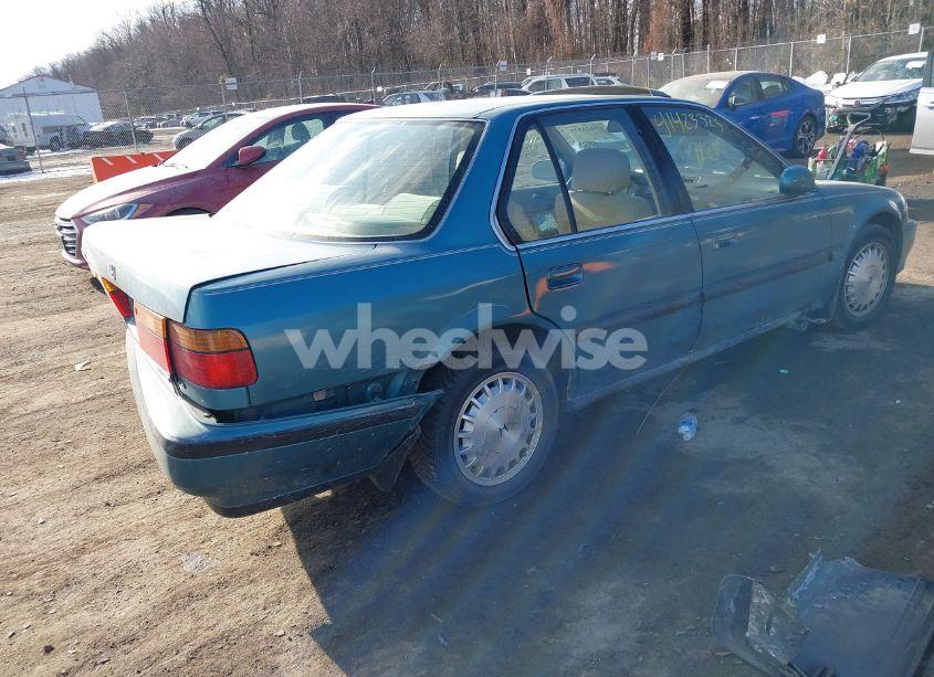 Photo 4 of 1990 Honda Accord EX/EX-R (VIN 1HGCB7668LA091661)