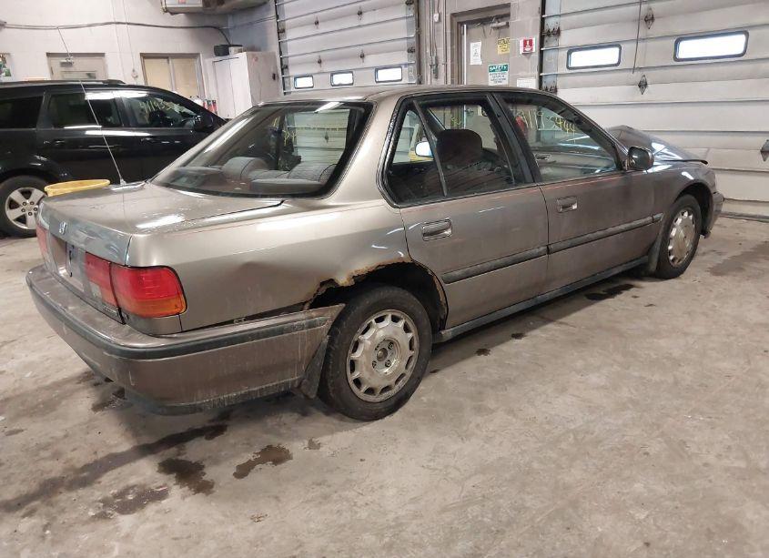Photo 4 of 1993 Honda Accord EX (VIN 1HGCB7674PA118417)