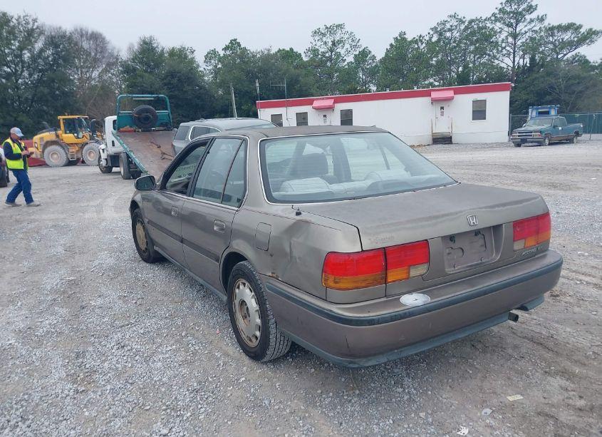 Photo 3 of 1992 Honda Accord EX (VIN 1HGCB767XNA160863)