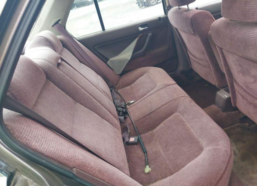 Photo 8 of 1992 Honda Accord EX (VIN 1HGCB767XNA160863)