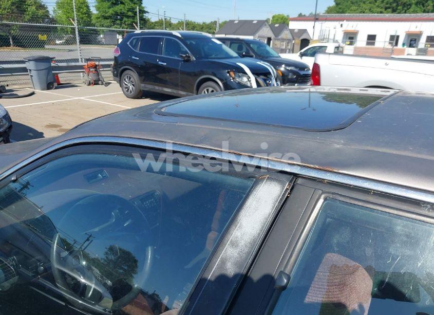 Photo 15 of 1993 Honda Accord EX (VIN 1HGCB767XPA008293)