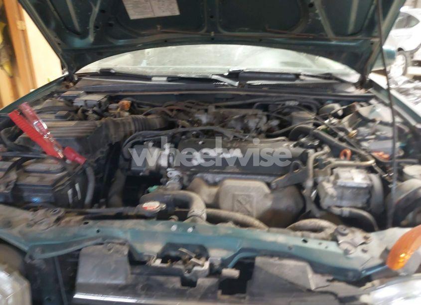 Photo 10 of 1993 Honda Accord 10TH ANNIVERSARY (VIN 1HGCB7696PA187157)