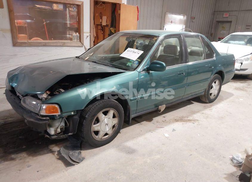 Photo 2 of 1993 Honda Accord 10TH ANNIVERSARY (VIN 1HGCB7696PA187157)