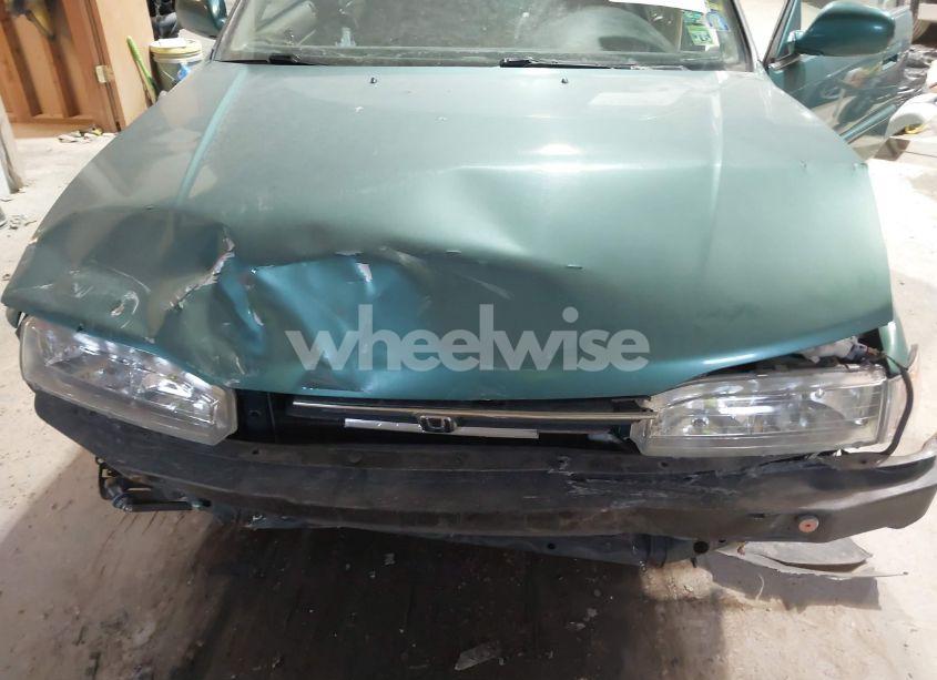 Photo 6 of 1993 Honda Accord 10TH ANNIVERSARY (VIN 1HGCB7696PA187157)