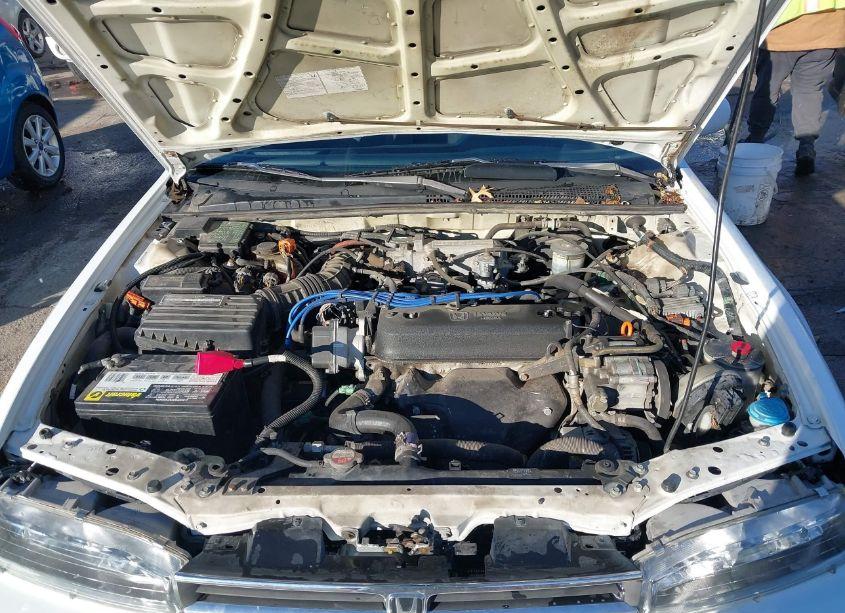 Photo 10 of 1993 Honda Accord 10TH ANNIVERSARY (VIN 1HGCB7697PA172215)