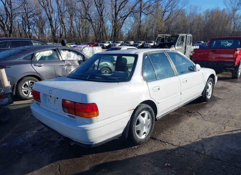Photo 4 of 1993 Honda Accord 10TH ANNIVERSARY (VIN 1HGCB7697PA172215)