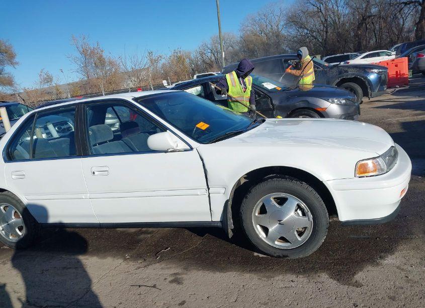 Photo 6 of 1993 Honda Accord 10TH ANNIVERSARY (VIN 1HGCB7697PA172215)