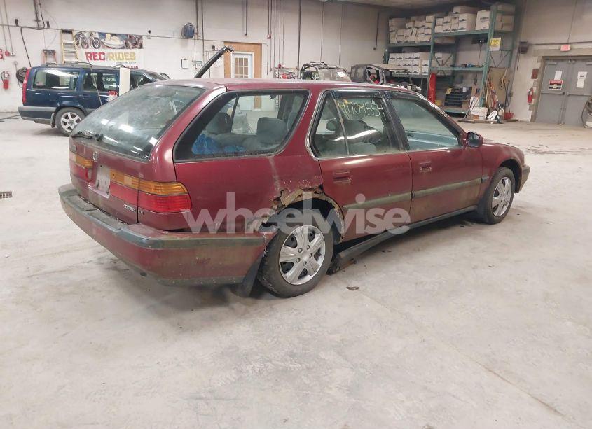 Photo 4 of 1993 Honda Accord LX (VIN 1HGCB9751PA003976)