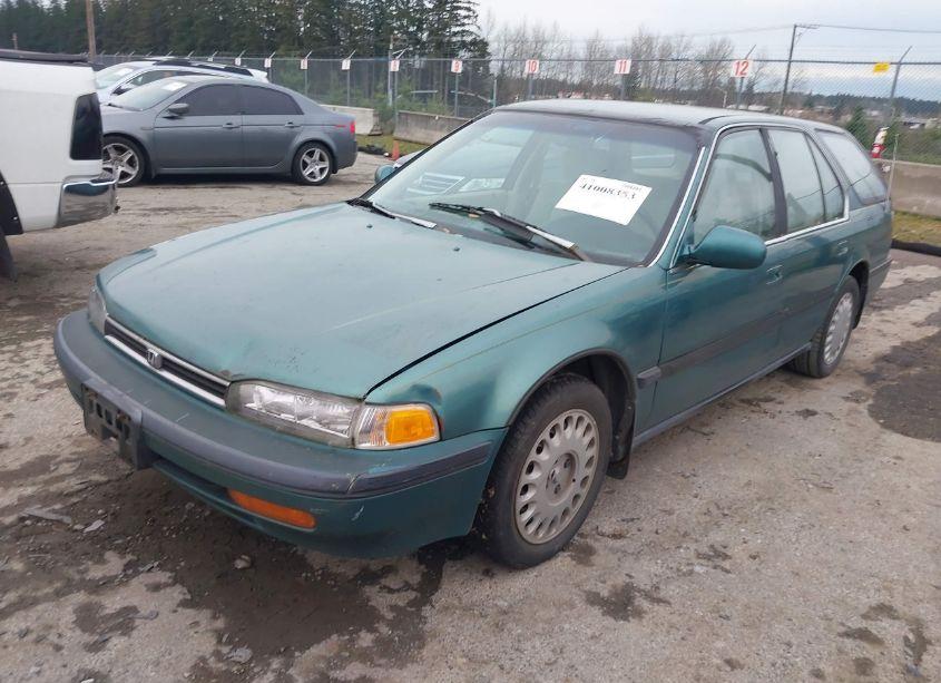Photo 2 of 1992 Honda Accord LX (VIN 1HGCB9857NA011057)