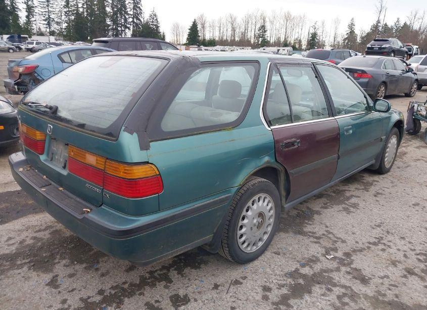 Photo 4 of 1992 Honda Accord LX (VIN 1HGCB9857NA011057)