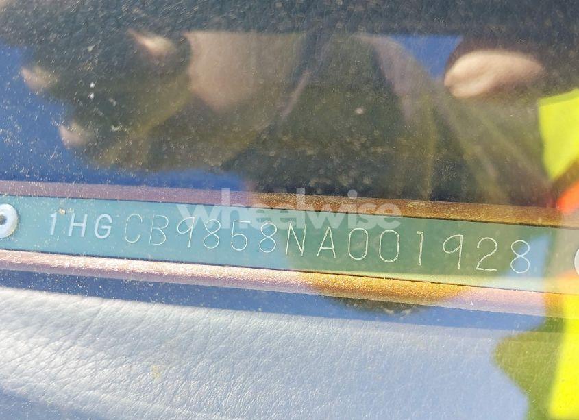 Photo 9 of 1992 Honda Accord LX (VIN 1HGCB9858NA001928)