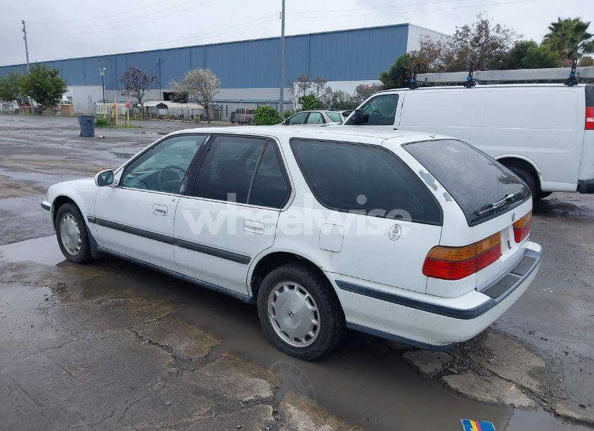Photo 3 of 1993 Honda Accord EX (VIN 1HGCB9872PA008569)