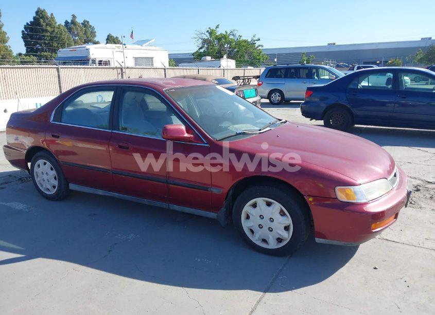 1997 Honda Accord LX (VIN 1HGCD5534VA149144) main photo