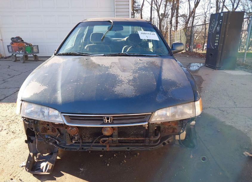 Photo 13 of 1997 Honda Accord LX (VIN 1HGCD5534VA227650)