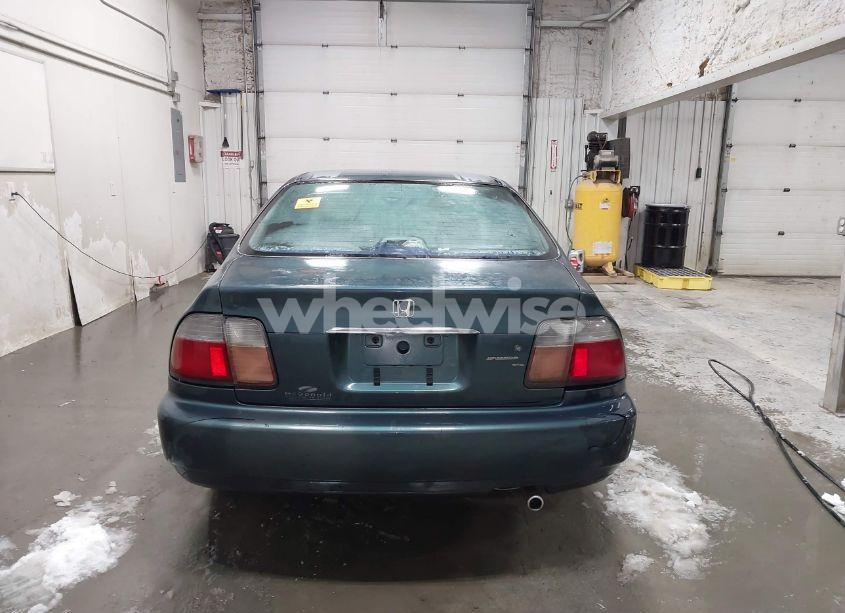 Photo 16 of 1997 Honda Accord LX (VIN 1HGCD5536VA026865)