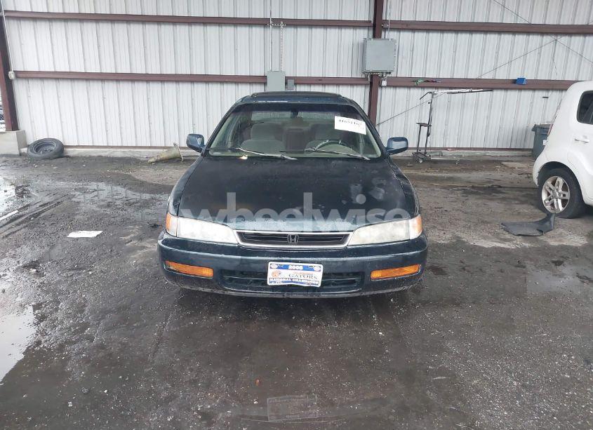 Photo 12 of 1997 Honda Accord EX (VIN 1HGCD5558VA243626)