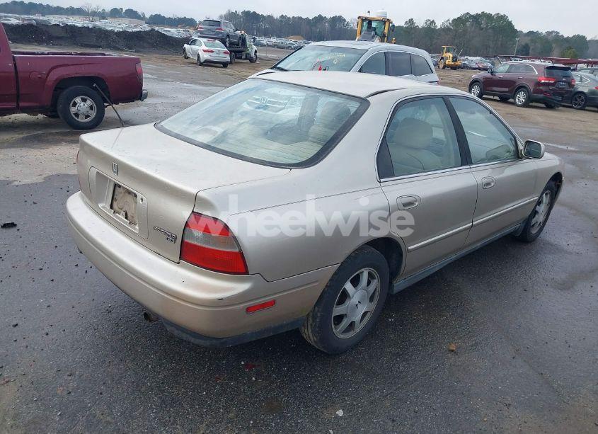 Photo 4 of 1995 Honda Accord EX (VIN 1HGCD5561SA142285)
