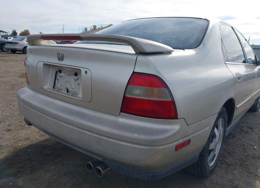 Photo 15 of 1995 Honda Accord EX (VIN 1HGCD5562SA064258)