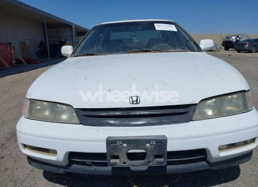 Photo 6 of 1995 Honda Accord EX (VIN 1HGCD5565SA042044)
